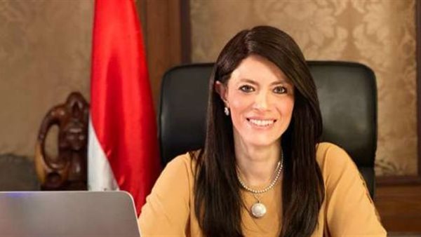 وزيرة التعاون الدولى