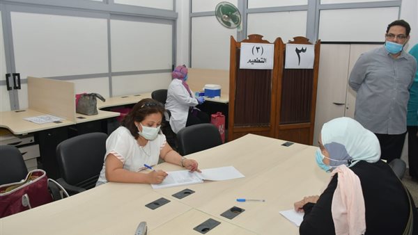 حملة التطعيم بجامعة