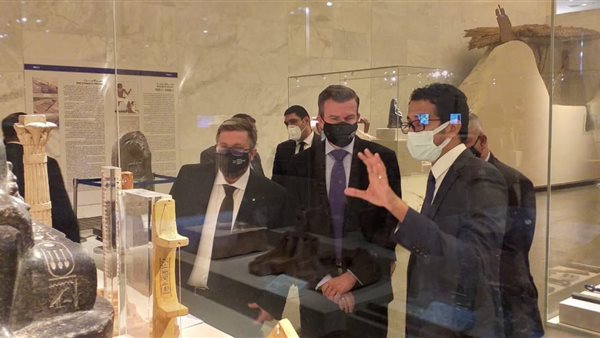 جانب من الزيارة