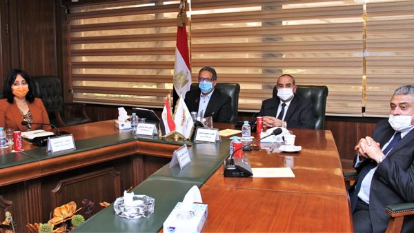 وزيرا الطيران المدنى