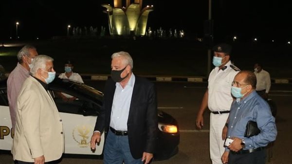 جولة ليلية لمحافظ