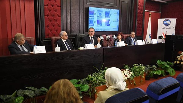 وزير السياحة في ندوة