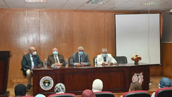 جامعة الفيوم 