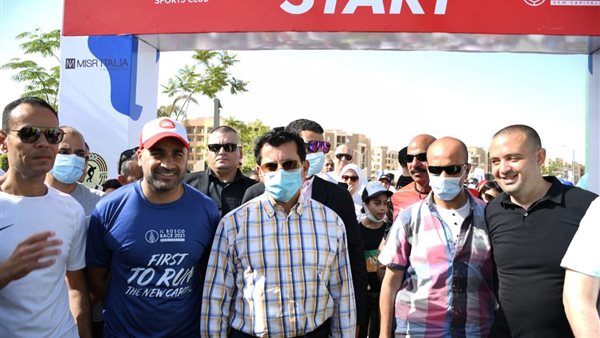 وزير الشباب والرياضة