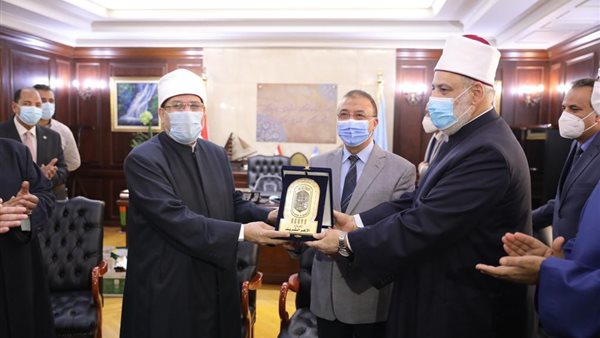 محافظ الاسكندرية