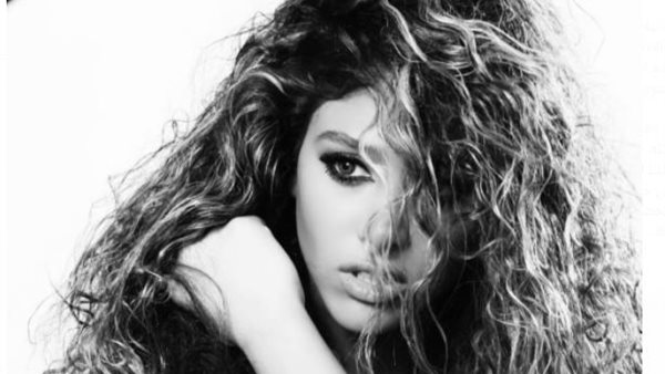 أنجيلا مراد 