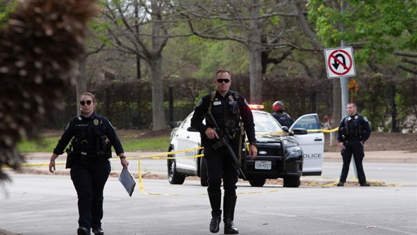 عناصر من الشرطة الأمريكية