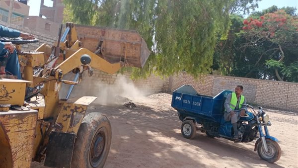 جانب من حملات النظافة