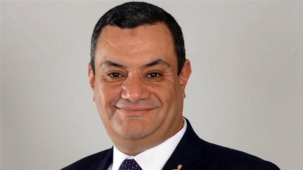 أكمل نجاتي