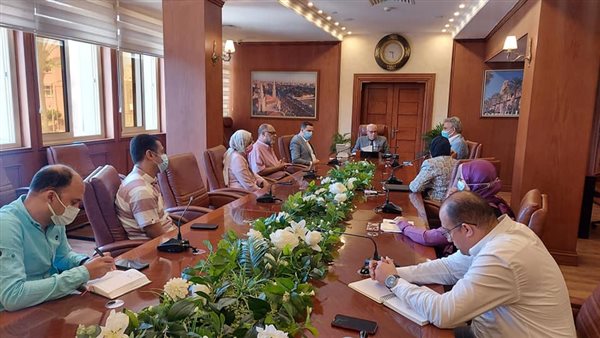 محافظ بورسعيد خلال