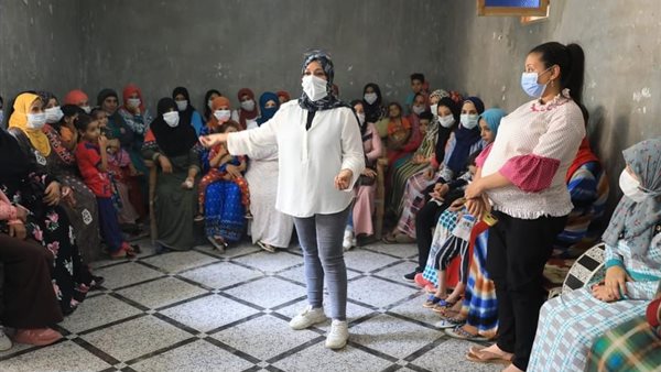 جانب من الندوة