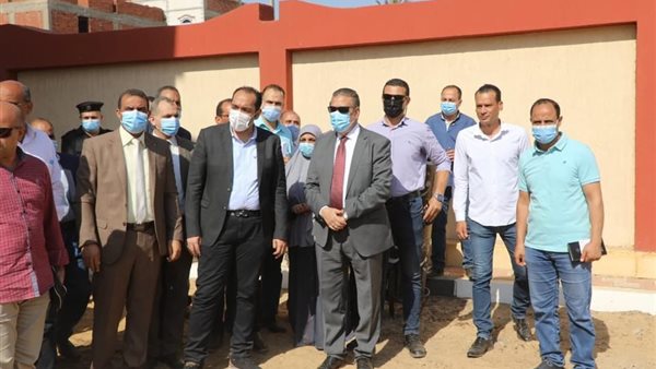 محافظ المنوفية خلال