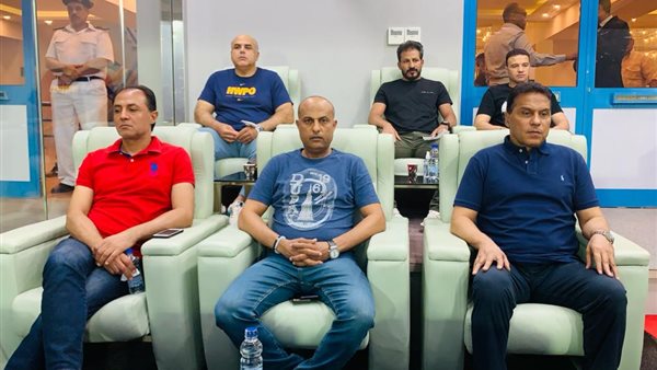 الجهاز الفني لمنتخب