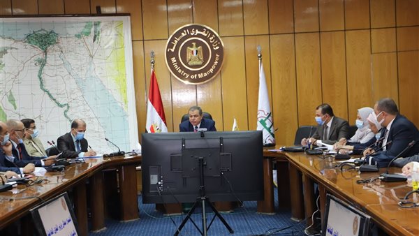 وزير القوى العاملة