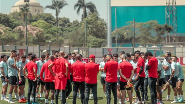 موسيماني مع لاعبي