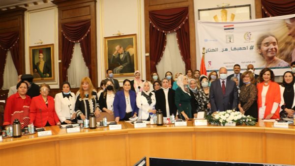 محافظ القاهرة ومبادرة