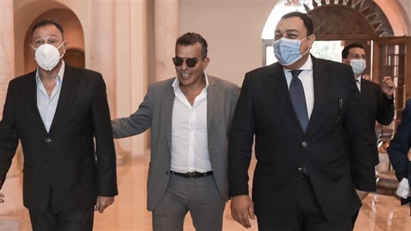 سفير مصر وخالد مرتيجي