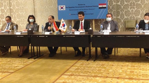 وزير المالية خلال