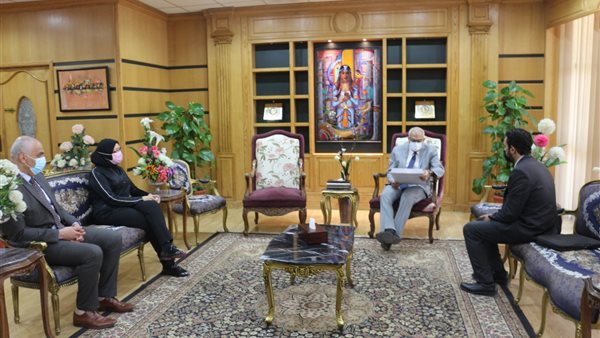 رئيس جامعة المنصورة