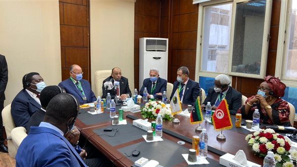 وزير التنمية المحلية