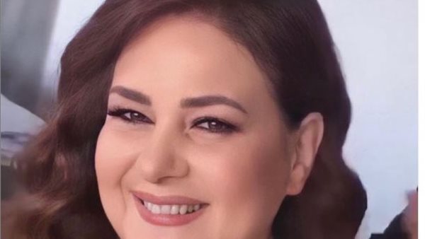 دلال عبد العزيز