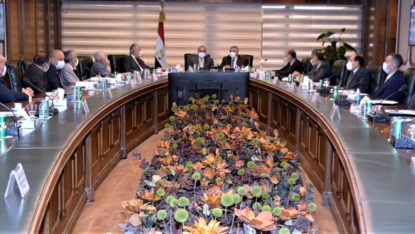 لقاء وزير الطيران