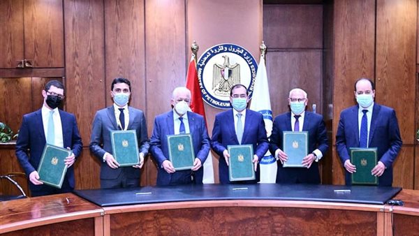 خلال توقيع الاتفاقية