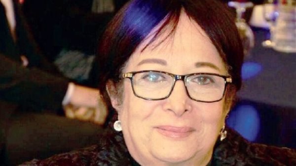 سميرة عبد العزيز