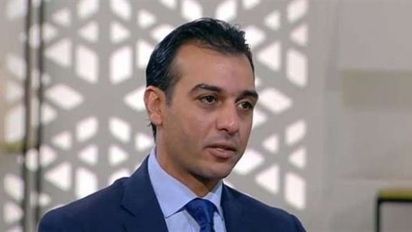 الدكتور إسلام عنان