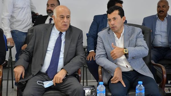 وزير الرياضة ونظيره