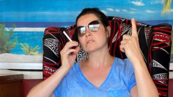 يسرا اللوزي 