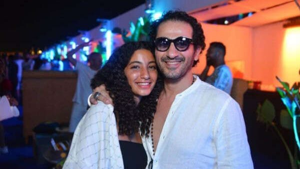 أحمد حلمي وابنته