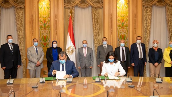 خلال توقيع مذكرة