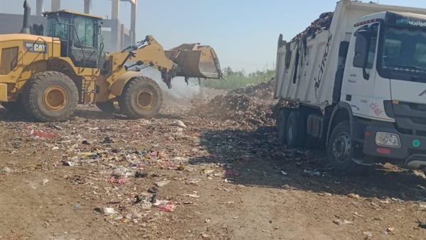 جانب من حملات النظافة