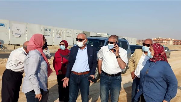 مسئولوا الاسكان 