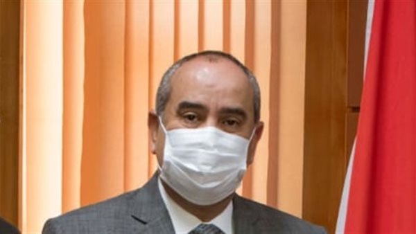 وزير الطيران مع الدكتورة