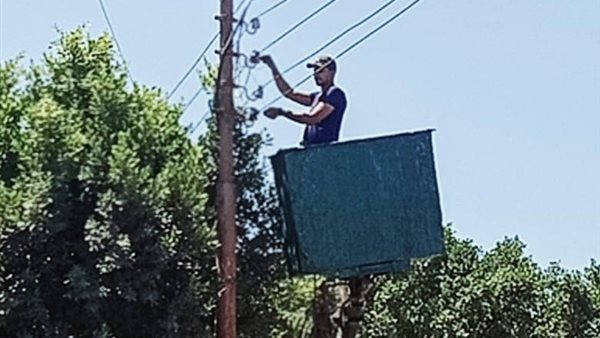 صيانة كشافات الإنارة