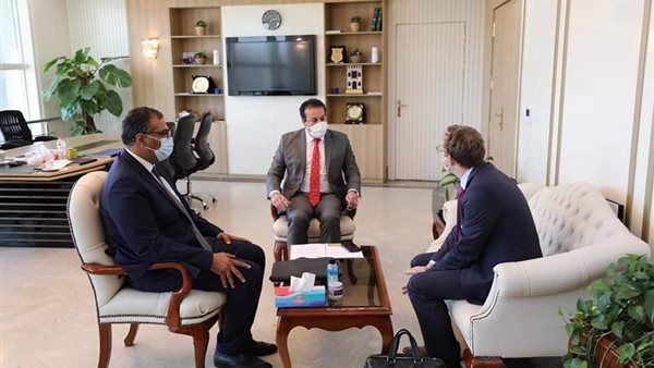 لقاء وزير التعليم