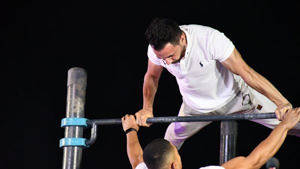 جانب من الحدث 