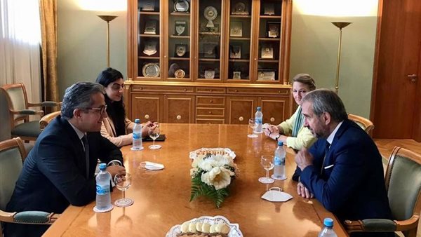 خلال اللقاء 