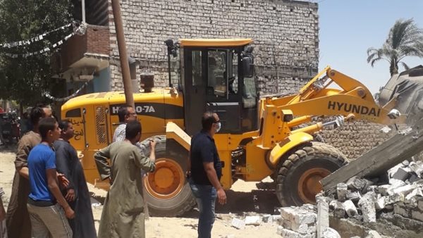 جانب من اعمال الازالة