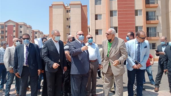 محافظ القاهرة خلال