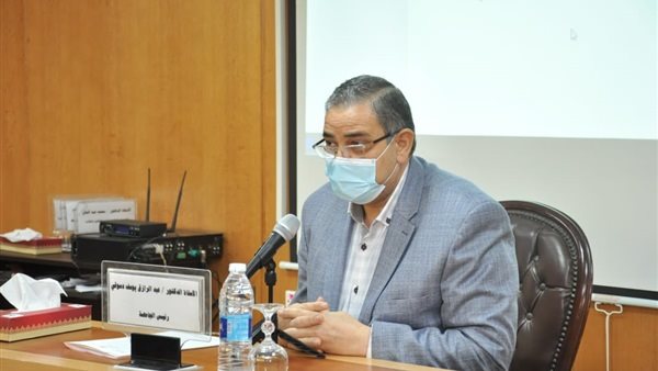 رئيس جامعة كفر الشيخ