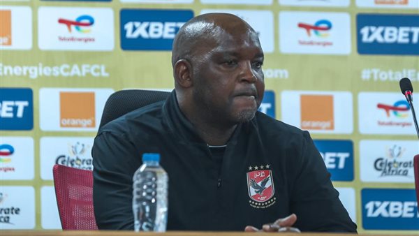 بيتسو موسيماني المدير