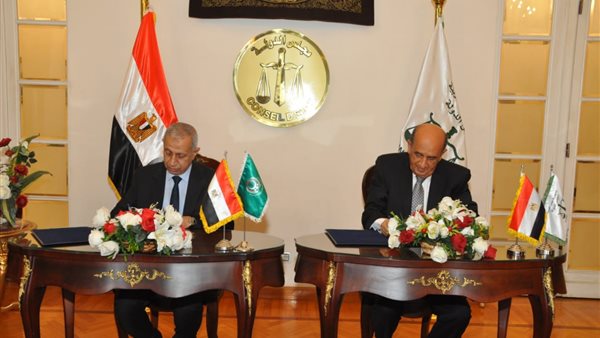 جانب من مراسم التوقيع