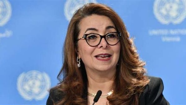 الدكتورة غادة والى