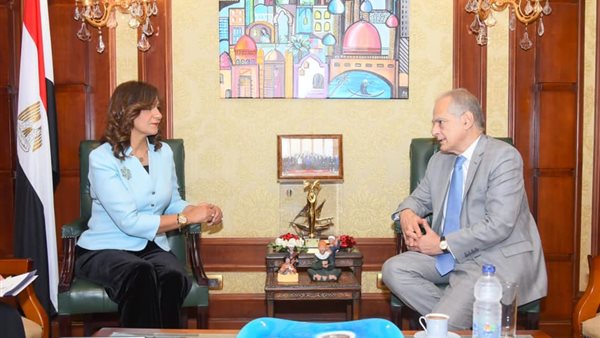 وزيرة الهجرة تستقبل