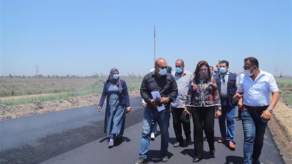 محافظ دمياط خلال