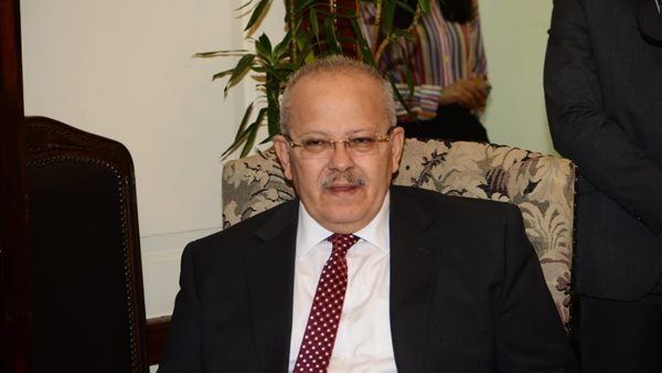 رئيس جامعة القاهرة