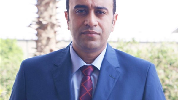  أحمد رجب أبو العزم